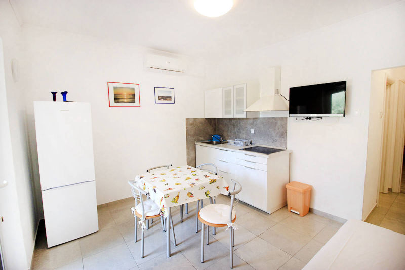 Dida apartments, Mandre, apartment Zvonko